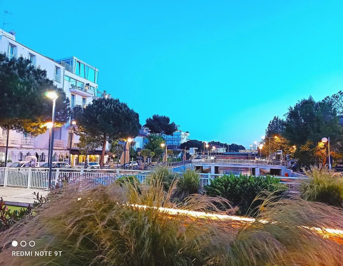 Hotel Garisenda B&B - In Centro A Riccione -
