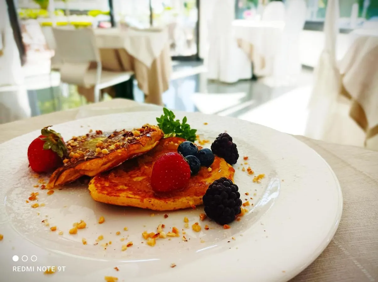Hotel Garisenda B&B - In Centro A Riccione -