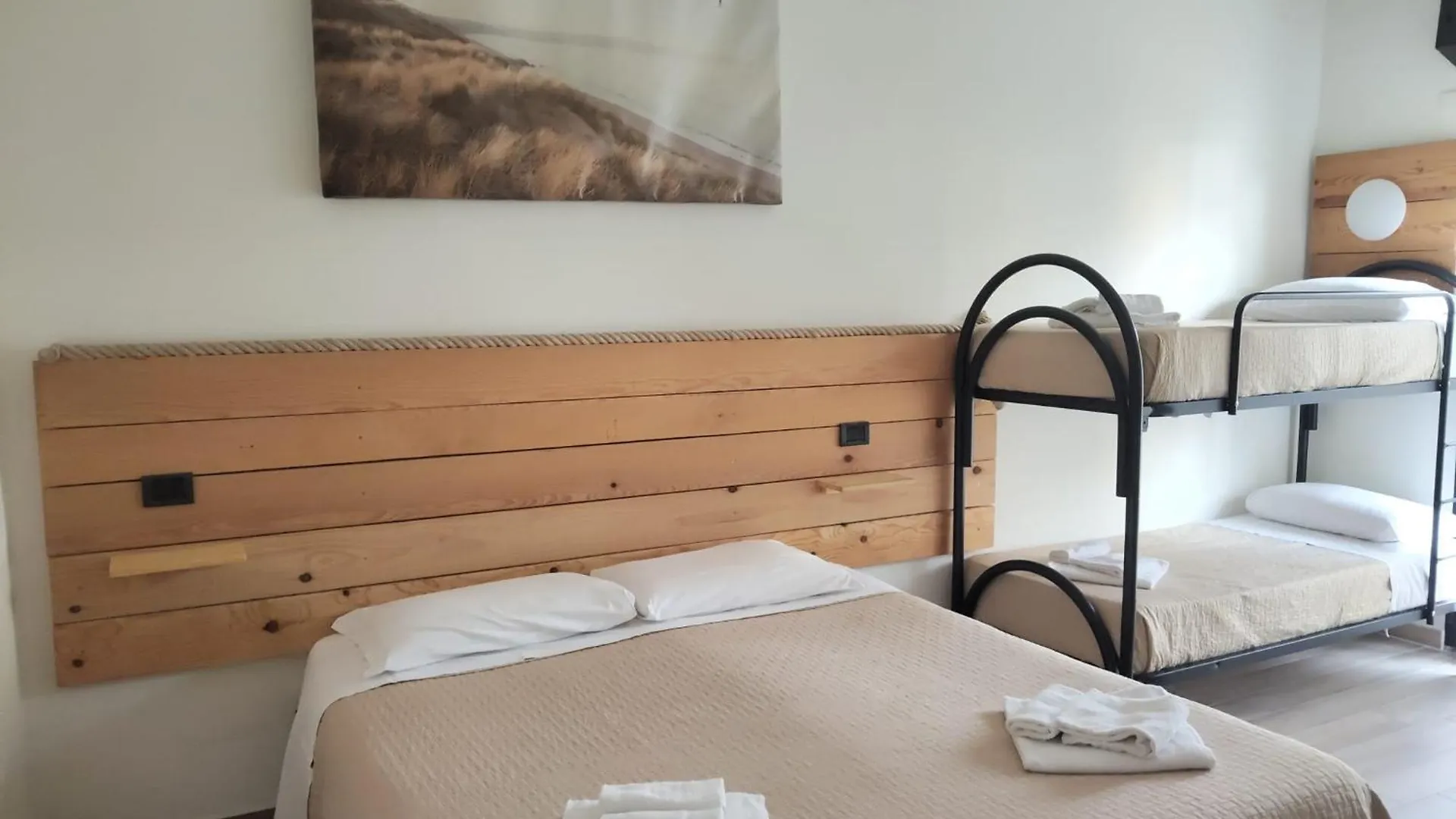 Hotel Garisenda B&B - In Centro A Riccione -