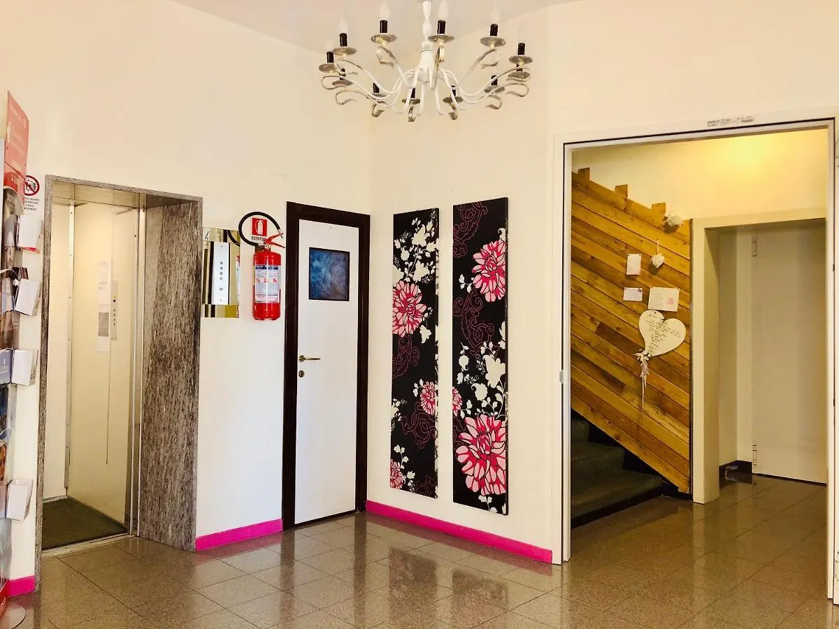 Hotel Garisenda B&B - In Centro A Riccione -